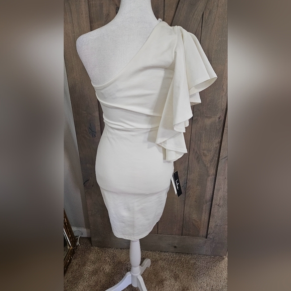 LULU'S Live my Life White One-Shoulder Bodycon Dress In White. Size Small NWT - Picture 13 of 16